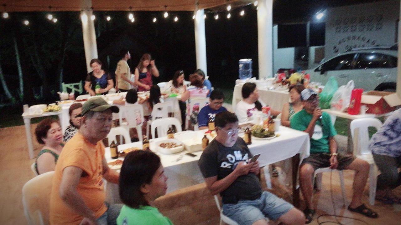 Aundanao Oasis Beach Samal Kültér fotó